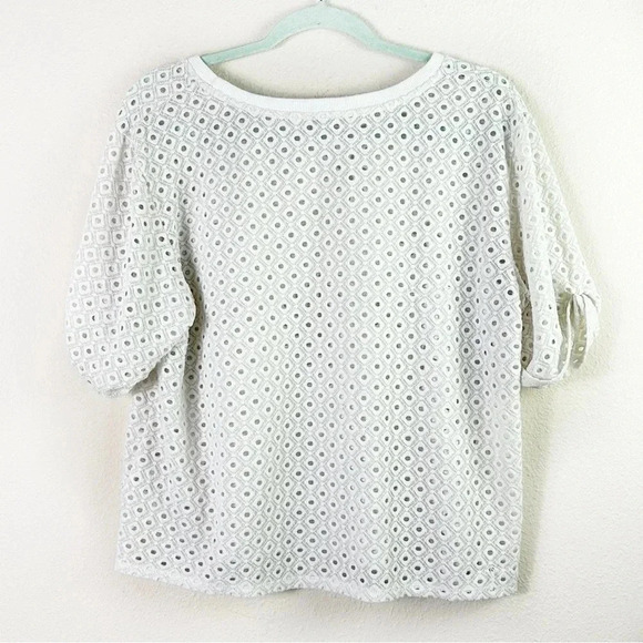 Anthropologie Postmark White Eyelet Blouse Top size Medium - Picture 3 of 8